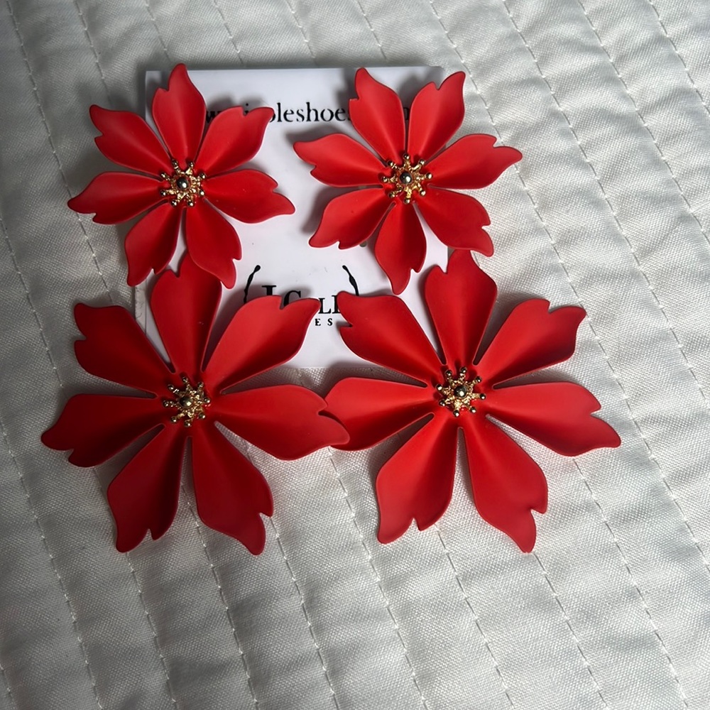 Flowered Christmas earrings